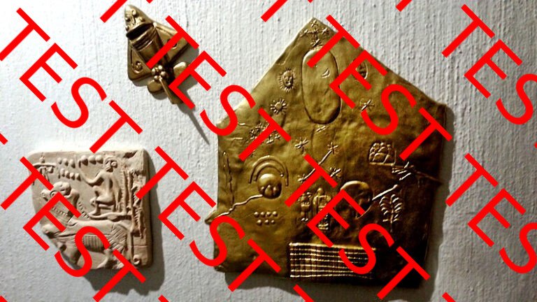 HERSCHEL ARTIFACT COLLECTION WALL DISPLAY